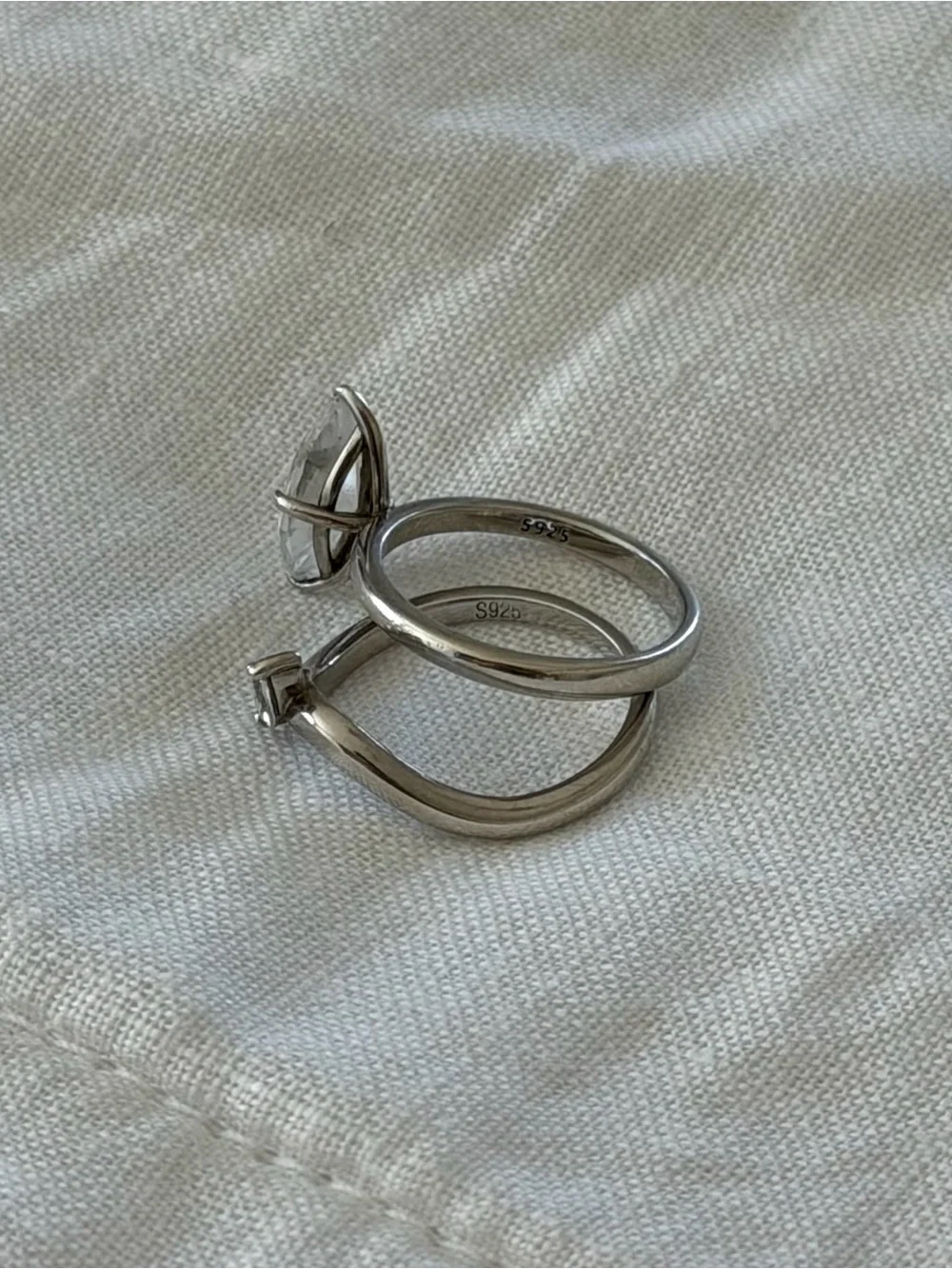 Engagement/wedding ring set